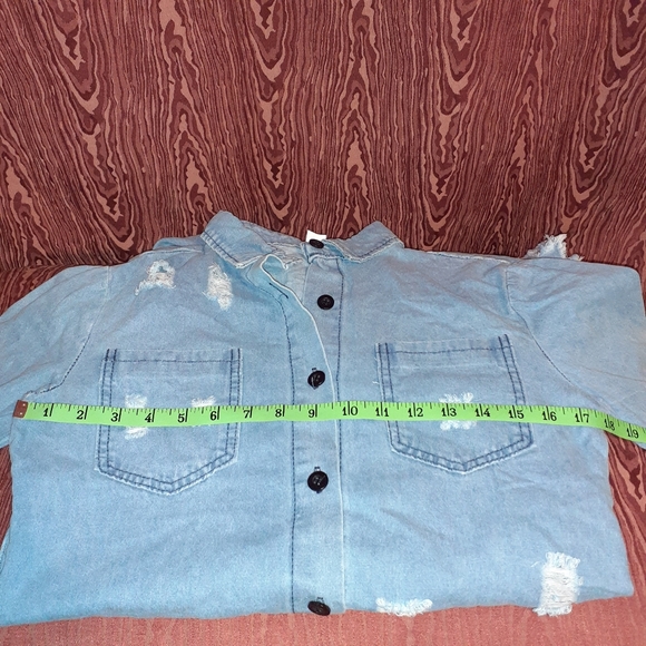 DENIM BUTTON DOWN SHIRT SIZE M - Picture 6 of 7